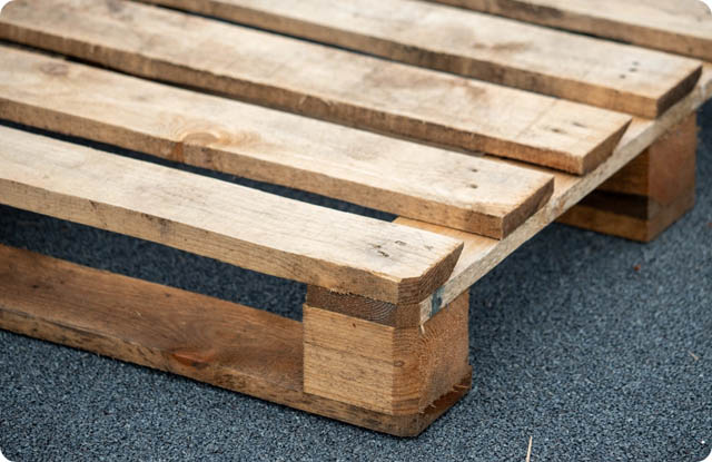 Used recycled pallets 1
