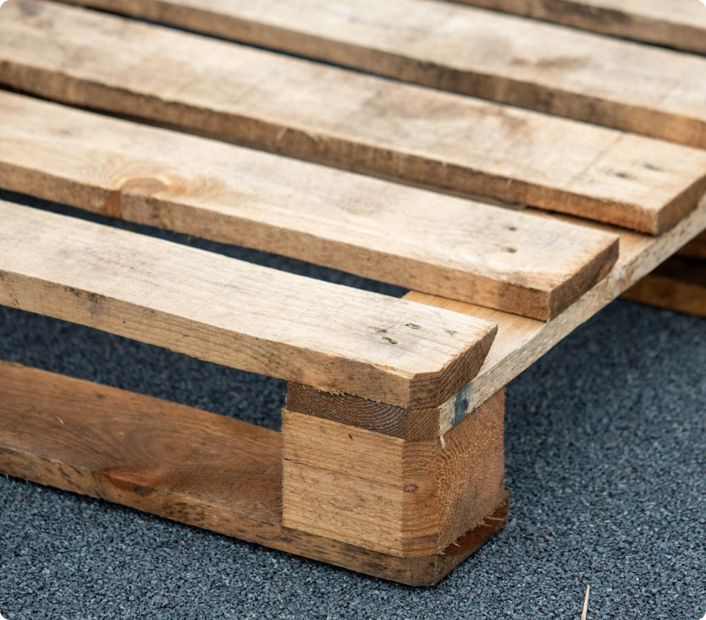 Used recycled pallets