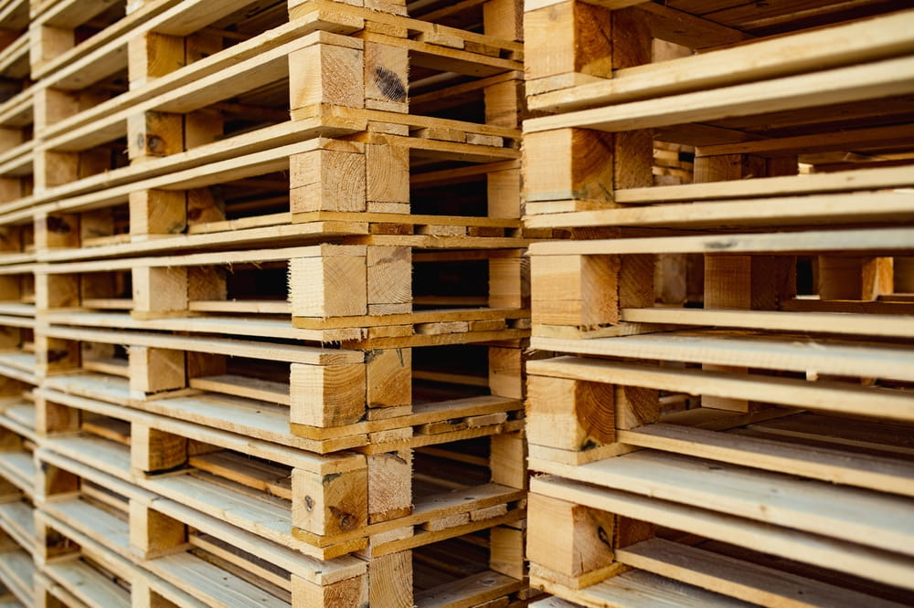 Heat-Treated Pallets in Alberta